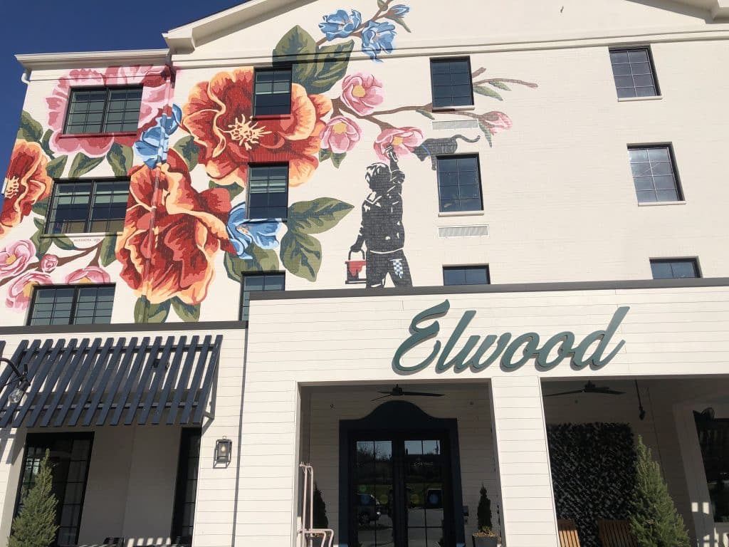 Elwood Hotel